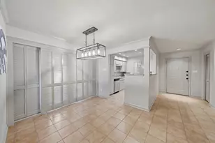 2744 Briarhurst Dr, Houston, TX 77057 - Photo 3