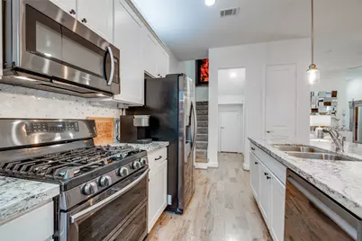 5427 Camaguey Street, Houston, TX 77023 - Photo 9