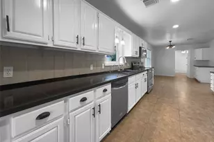 11723 Quail Creek Dr, Houston, TX 77070 - Photo 15