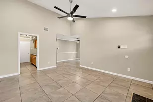 10244 Bridgeland Ln, Houston, TX 77041 - Photo 9