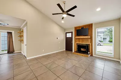 10244 Bridgeland Lane, Houston, TX 77041 - Photo 11