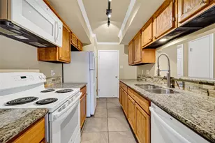 10244 Bridgeland Ln, Houston, TX 77041 - Photo 17