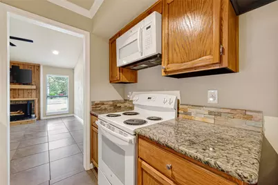 10244 Bridgeland Lane, Houston, TX 77041 - Photo 19