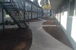 5560 Ackerfield Ave, Lang, CA 90805 - Photo 3