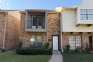 10328 Longmont Dr, Houston, TX 77042 - Photo 3