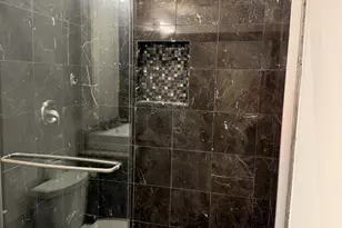 10328 Longmont Dr, Houston, TX 77042 - Photo 21