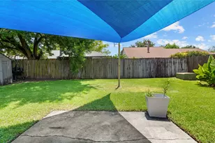 16830 Carrack Turn Dr, Friendswood, TX 77546 - Photo 25