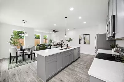 8445 Furray Road #A/B, Houston, TX 77028 - Photo 9