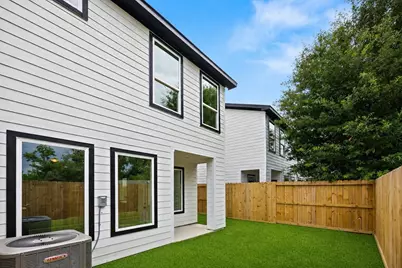 8445 Furray Road #A/B, Houston, TX 77028 - Photo 31