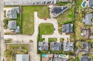 7903 S Villa Cir, Hilshire, TX 77055 - Photo 1