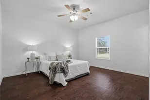 13026 Standing Oak Dr, Willis, TX 77318 - Photo 15
