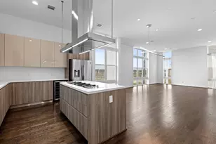 5915 E Post Oak Ln, Houston, TX 77055 - Photo 15
