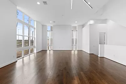 5915 E Post Oak Lane, Houston, TX 77055 - Photo 11