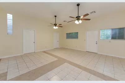 18610 Anne Drive, Webster, TX 77058 - Photo 15