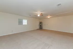 18610 Anne Dr, Webster, TX 77058 - Photo 37