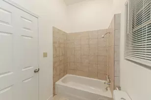 18610 Anne Dr, Webster, TX 77058 - Photo 23