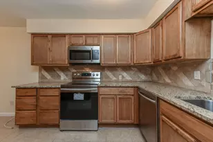 18610 Anne Dr, Webster, TX 77058 - Photo 11