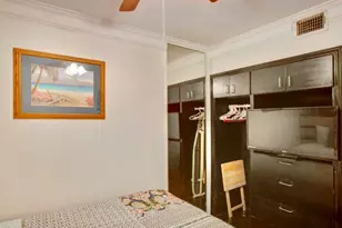 6102 Seawall Blvd, Galveston, TX 77551 - Photo 7