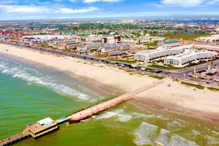 6102 Seawall Blvd, Galveston, TX 77551 - Photo 21