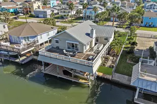 22202 Frio Dr, Galveston, TX 77554 - Photo 1