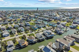 22202 Frio Dr, Galveston, TX 77554 - Photo 33