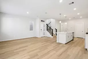 3113 Quiet Sunset Dr, Houston, TX 77080 - Photo 3