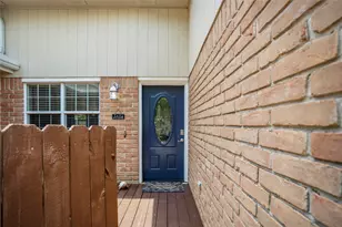 11610 1 Token Dr, Houston, TX 77065 - Photo 3