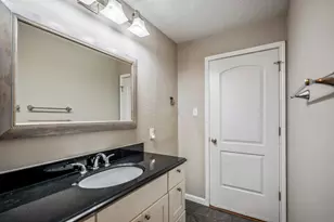11610 1 Token Dr, Houston, TX 77065 - Photo 29