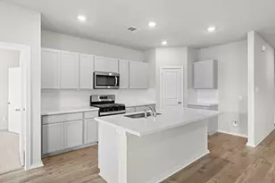 1930 Stargazer Ln, Angleton, TX 77515 - Photo 5