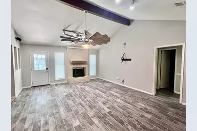 9 N Deerfoot Circle, The Woodlands, TX 77380 - Photo 3