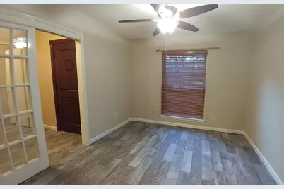 9 N Deerfoot Circle, The Woodlands, TX 77380 - Photo 23