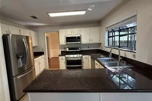 39 Eagle Rock Pl, The Woodlands, TX 77381 - Photo 5