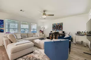 25606 White Alpine Dr, Spring, TX 77373 - Photo 5