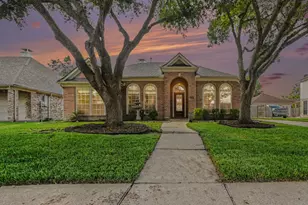 2892 Morning Pond Ln, League City, TX 77539 - Photo 1