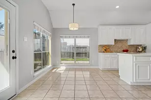 2892 Morning Pond Ln, League City, TX 77539 - Photo 11