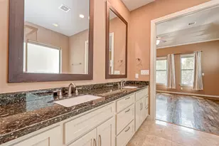 5811 Kiam St, Houston, TX 77007 - Photo 23