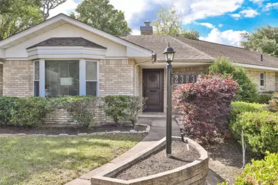 2303 W T C Jester, Houston, TX 77008 - Photo 3