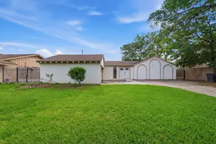 7410 Antoine Dr, Houston, TX 77088 - Photo 1
