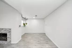 6601 Sands Point Dr, Houston, TX 77074 - Photo 7