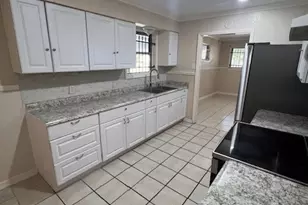 6622 Hartwick Rd, Houston, TX 77016 - Photo 9