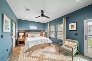 2307 Bernardo De Galvez Ave, Galveston, TX 77550 - Photo 9