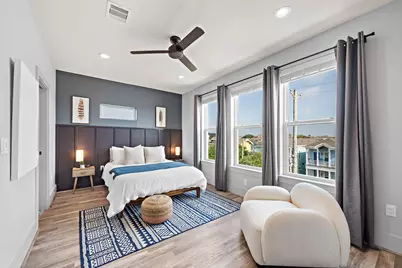 2307 Bernardo De Galvez Avenue, Galveston, TX 77550 - Photo 31