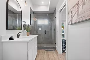 2307 Bernardo De Galvez Ave, Galveston, TX 77550 - Photo 35