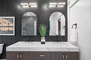 2307 Bernardo De Galvez Ave, Galveston, TX 77550 - Photo 11