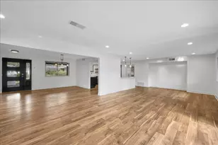 1614 Wavecrest Ln, Houston, TX 77062 - Photo 9