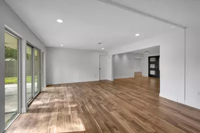 1614 Wavecrest Lane, Houston, TX 77062 - Photo 11