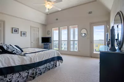 3101 Diane, Crystal Beach, TX 77650 - Photo 21