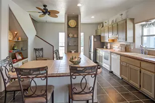 3101 Diane, Crystal Beach, TX 77650 - Photo 5