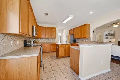 4003 Copper Creek, Baytown, TX 77521 - Photo 17