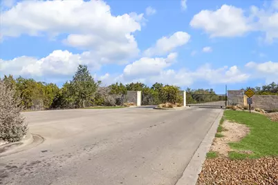 1021 Malbec Loop, Canyon Lake, TX 78133 - Photo 3